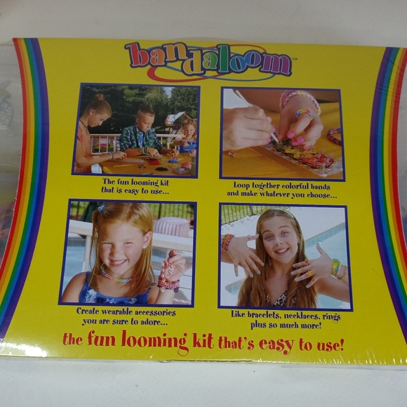 Bandaloom Kit and Almost a Pound of Rubber Bands to Refill. Rubber Band Bracelet - Picture 3 of 4